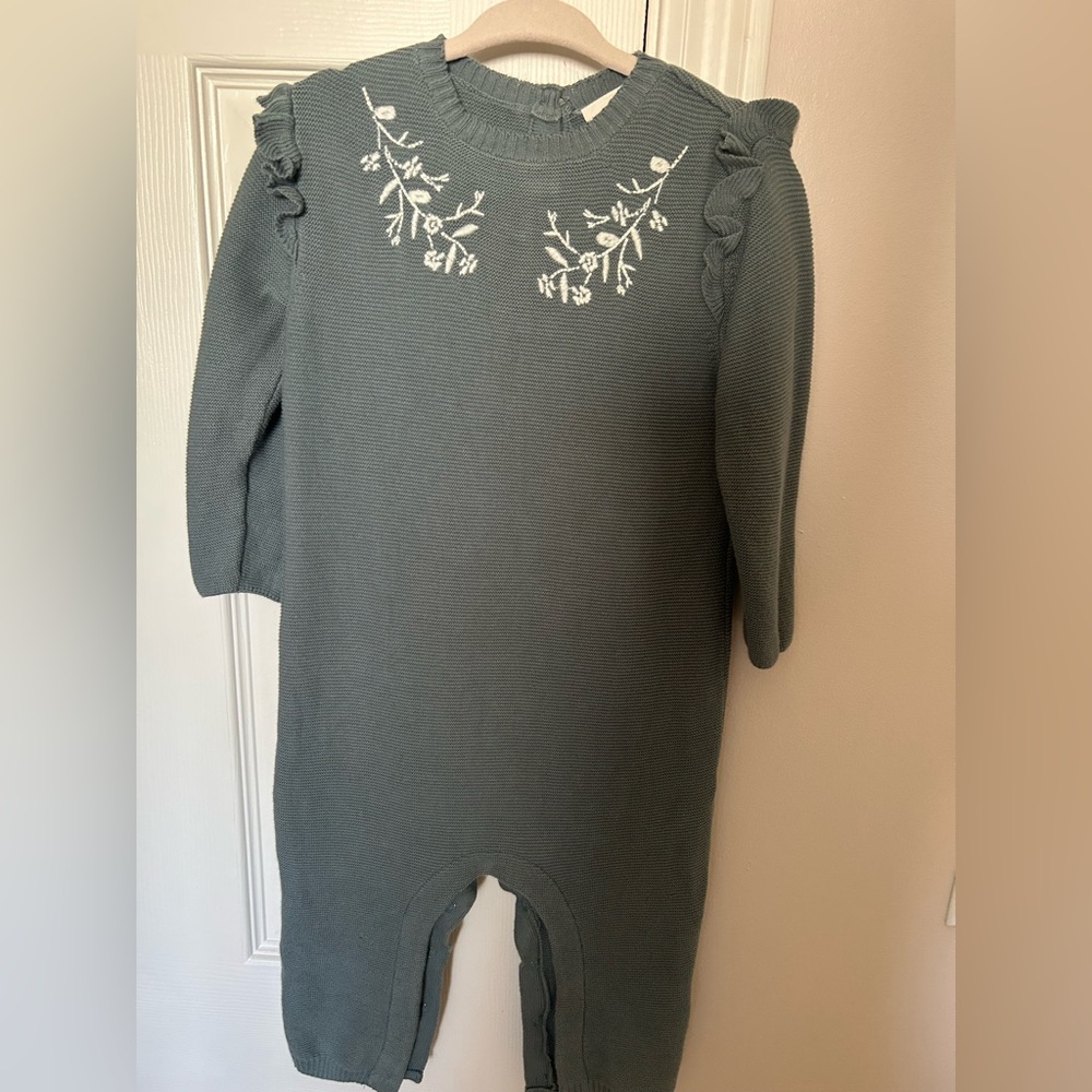 Baby Romper with embroidery